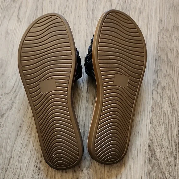 Brand New Slip On Sandals - Picture 2 of 4